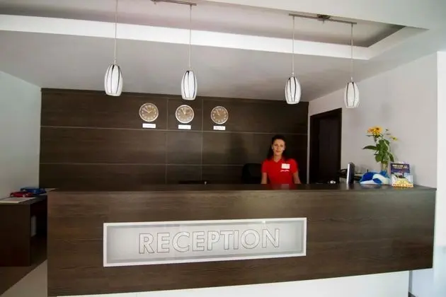 Salena Plaza Hotel - Lobi