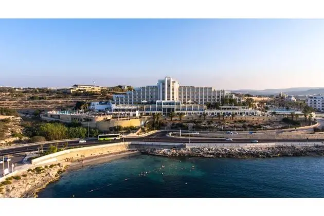 Salini Resort