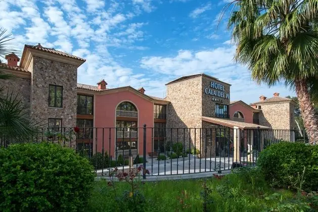 Salles Hotel & SPA Cala del Pi Adults Only - Lobi
