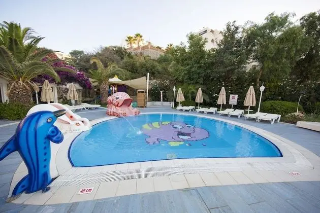 Salmakis Resort & Spa - Havuz
