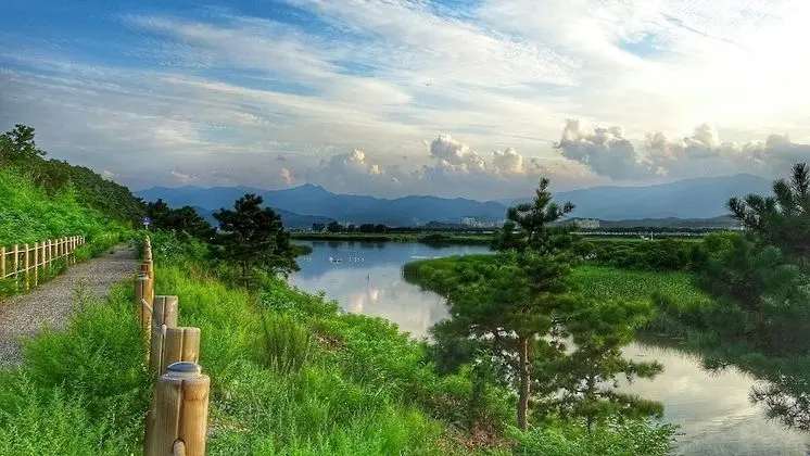 Salmon Village Pension