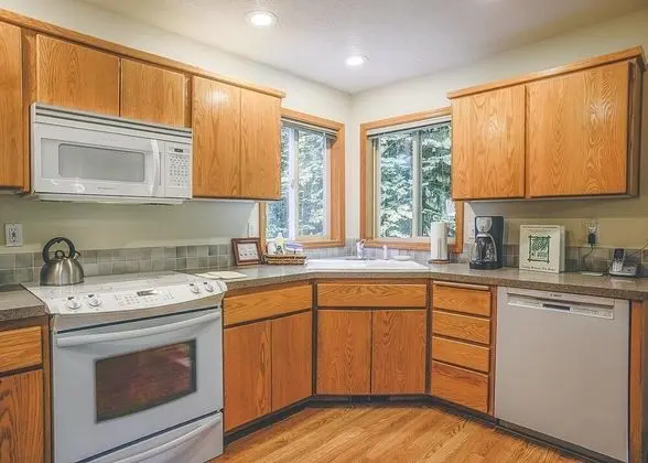 Salmonberry Retreat - Mutfak