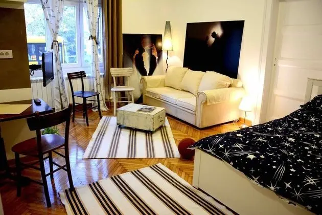 Salon 5 Zemun , Belgrade