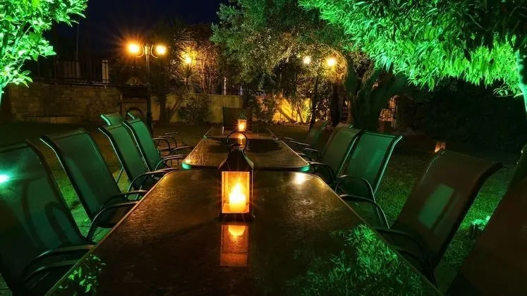 Salonikiou Beach Deluxe Apartments - Dış Mekan