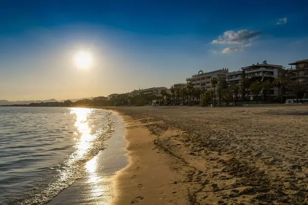 Hotel Salou Sunset by Pierre & Vacances - Plaj