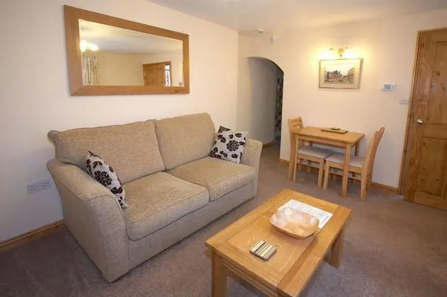 Saltburn Holidays Primrose Cottage - Bar
