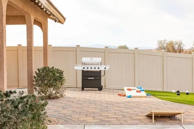 Salton by Avantstay Luxury Desert Estate w/ A Gorgeous Interior, Pool, Patio & Ping Pong! - İç Mekan