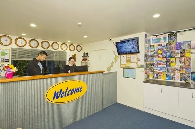 Saltwater Lodge - Hostel - Lobi
