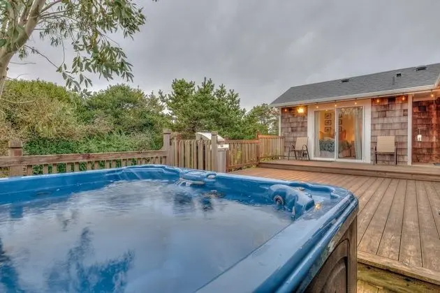 Saltworks Cottage - Spa