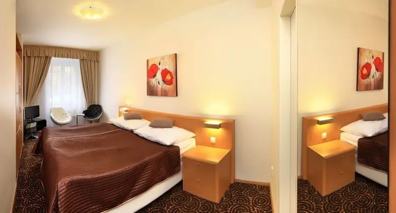 Salvator Superior Apartments - Oda