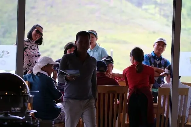SAM Tuyen Lam Golf & Resorts - Yerinde Yemek