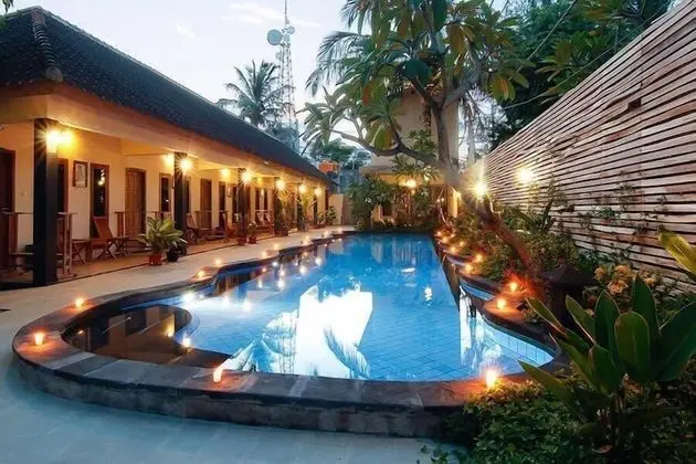 Sama - Sama Bungalow