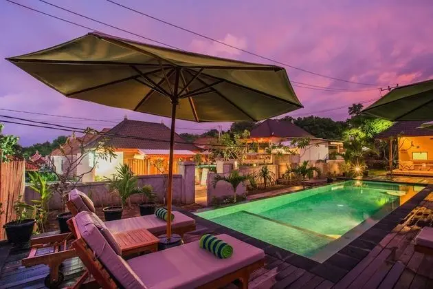Samanta Huts Lembongan - Havuz