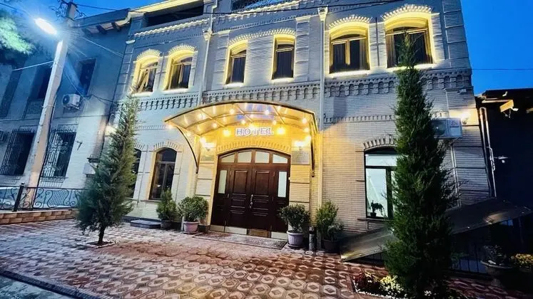 Samarkand Travel Hotel