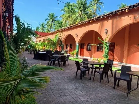 Sambo Mambo Beach Hotel