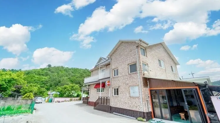 Samcheok Dasarang Pension