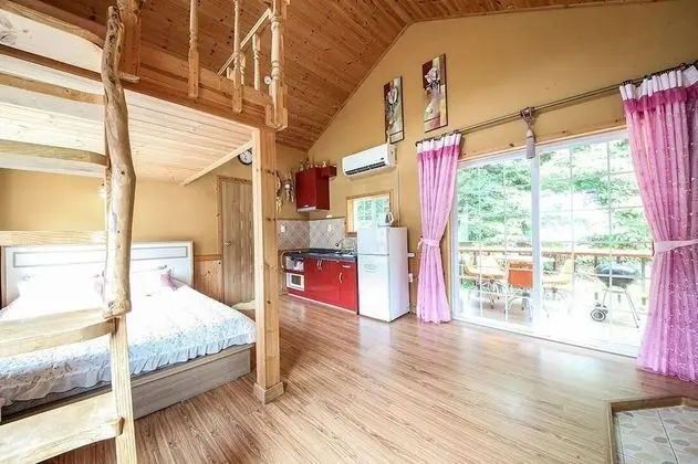 Samcheok Yeondam Pension