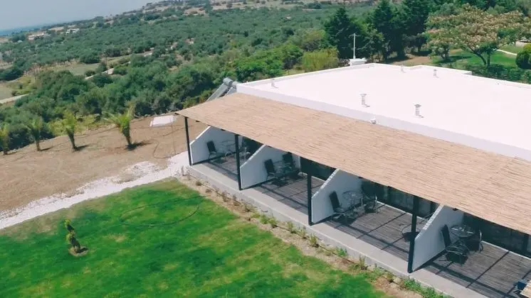 Samothraki Beach Apartments and Suites Hotel - Dış Mekan