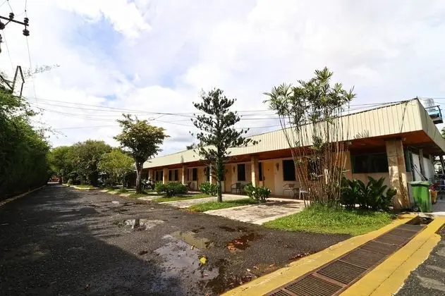 Hotel Sampaga - 1