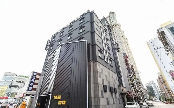 Samsan Ilsole Hotel in Ulsan - Dış Mekan