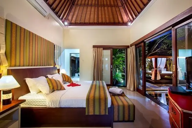 Samudra - 1 · 1BR Luxury Private Pool Villa Bali - Oda