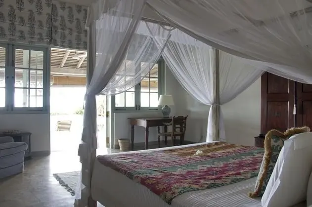 Samudra Beach House - Oda