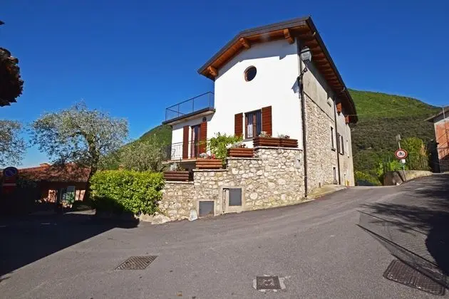 Samuel House - Asia - Pet Friendly
