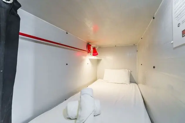 Samui Beach Hostel - Adults Only