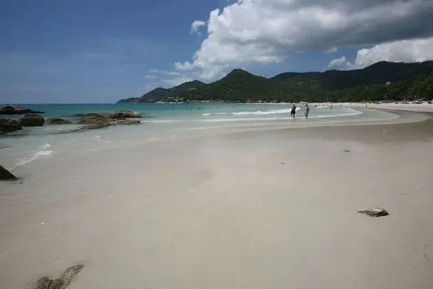 Samui First House Hotel - Plaj
