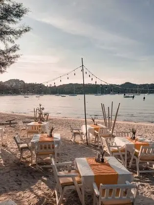 Samui Honey Cottages Beach Resort - Plaj