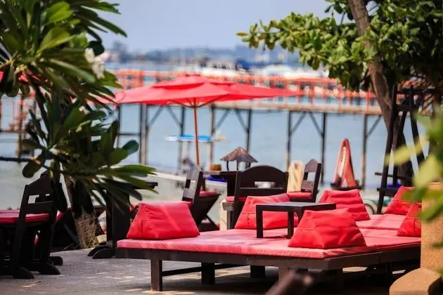Samui Pier Beach Front Resort