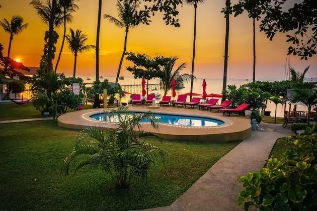 Samui Pier Beach Front Resort - Plaj