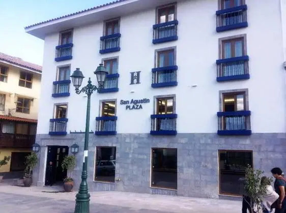 San Agustin Plaza