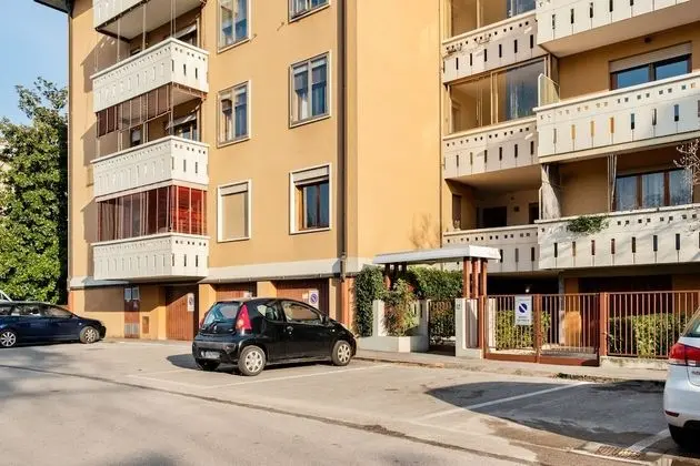 San Carlo Luminous Apartment