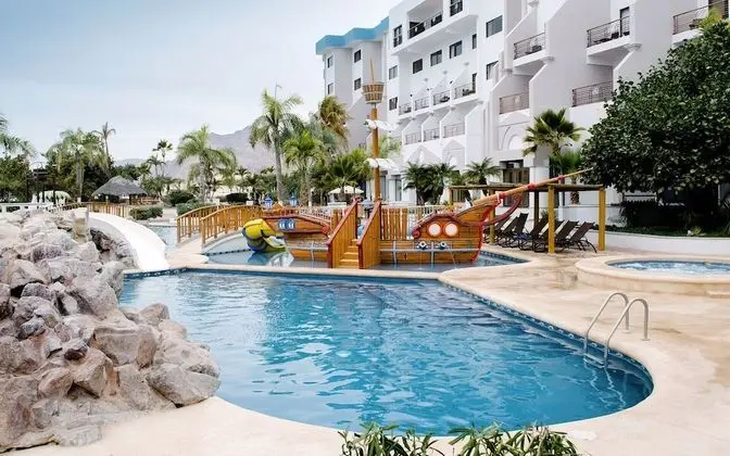 Hotel San Carlos Plaza