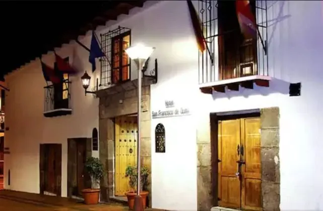 Hotel San Francisco de Quito - Dış Mekan