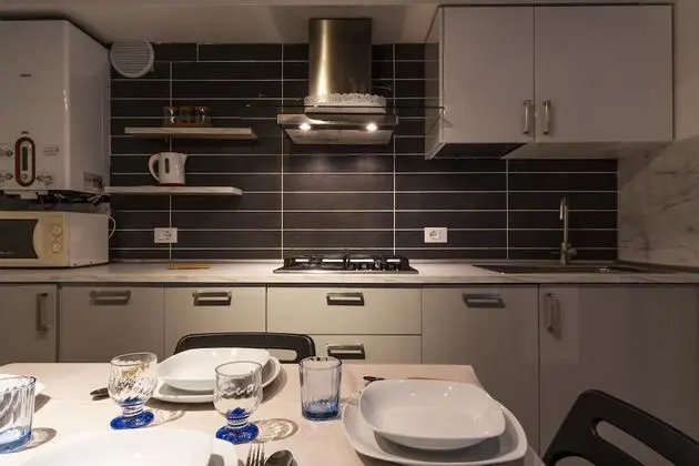 San Giacomo Pied-A-Terre House by Wonderful Italy - Mutfak