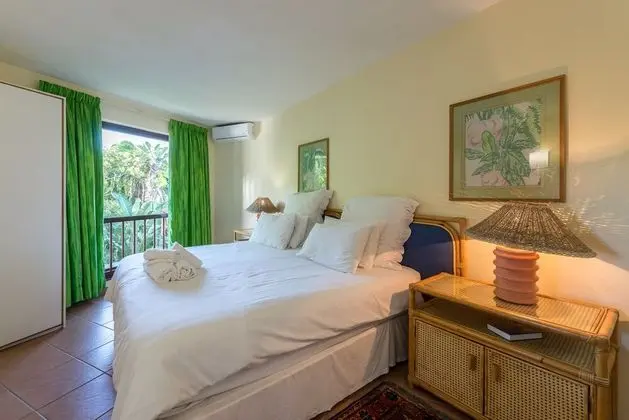 San Lameer Villa Rentals 1936 - Oda