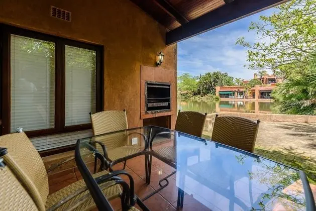 San Lameer Villa Rentals 2306 - Yerinde Yemek