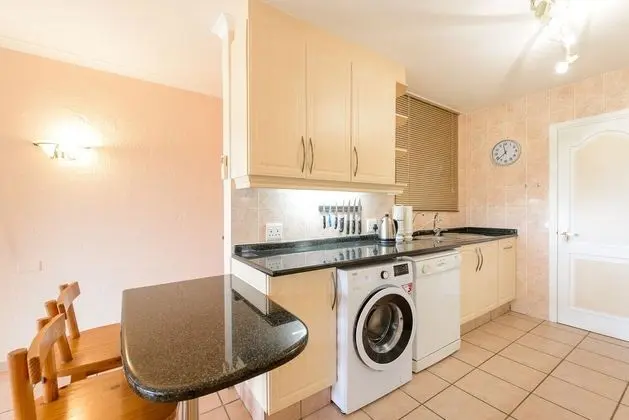 San Lameer Villa Rentals Four Bedroom Superior 1930 - Mutfak