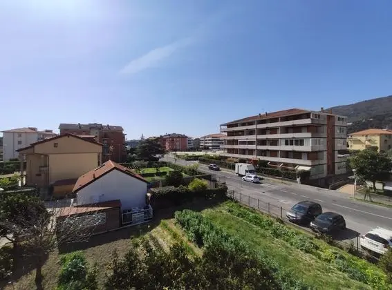 San Lazzaro 81 Quadrilocale