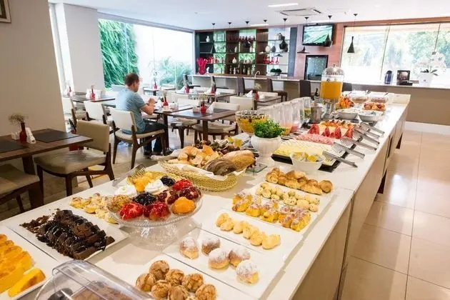 San Marino Suite