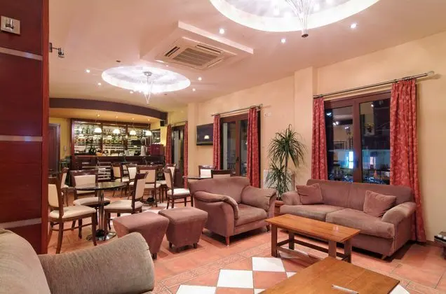 San Nectarios Hotel - Lobi