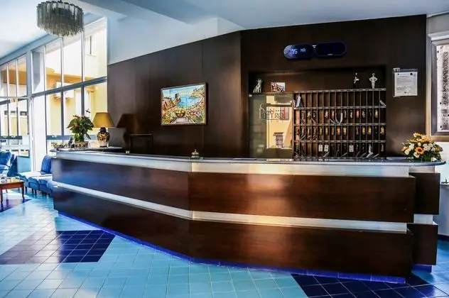 Hotel San Pietro - Lobi
