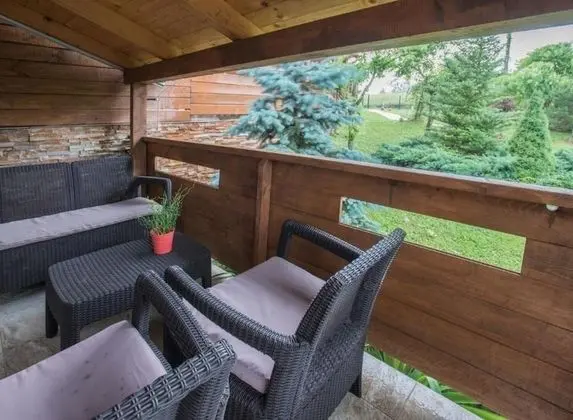 San - With Pool - SA4