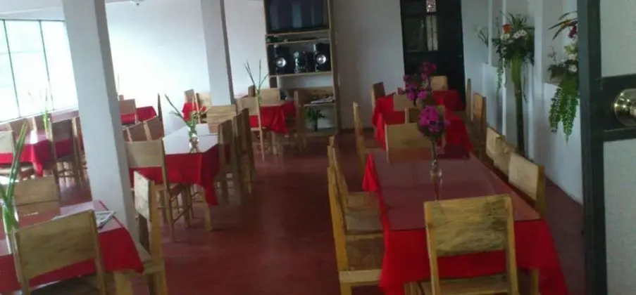 Hotel San Vicente - Yerinde Yemek