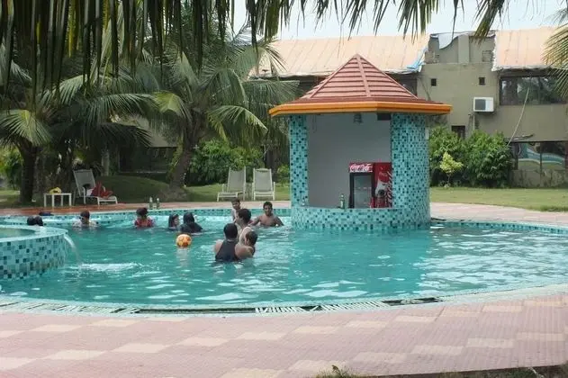 The Sana Beach Resort - Havuz