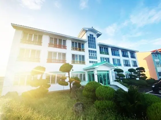 Sanbangsan Parktel - Hostel - Dış Mekan