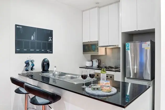 Sanctuary Apartments - Collins St CBD - Mutfak