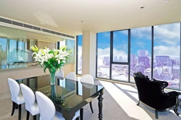 Sanctuary Apartments - Vue Grande - Oda Düzeni